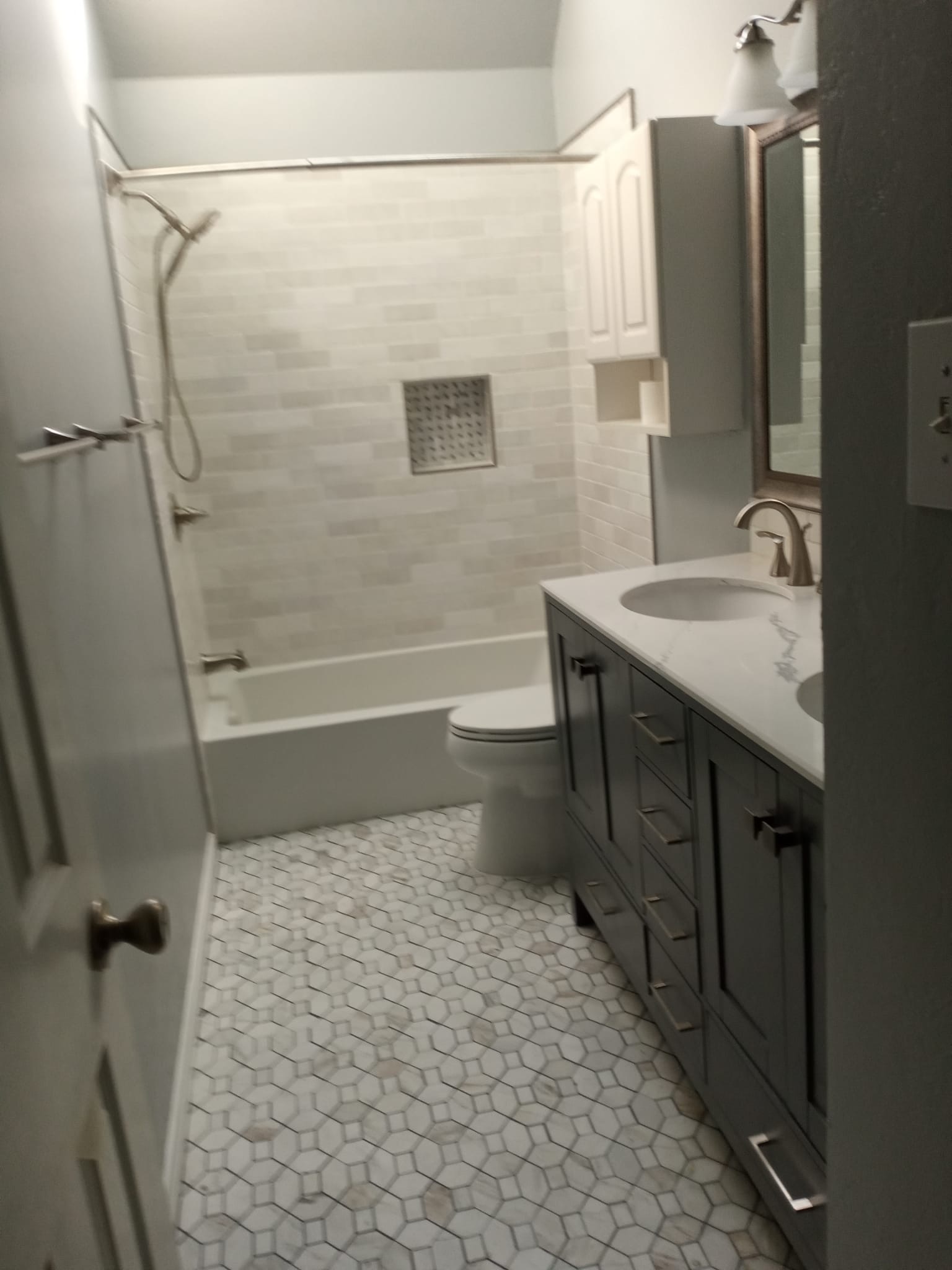 8e4c1ace-021a-46b8-90c8-d9d762dda882